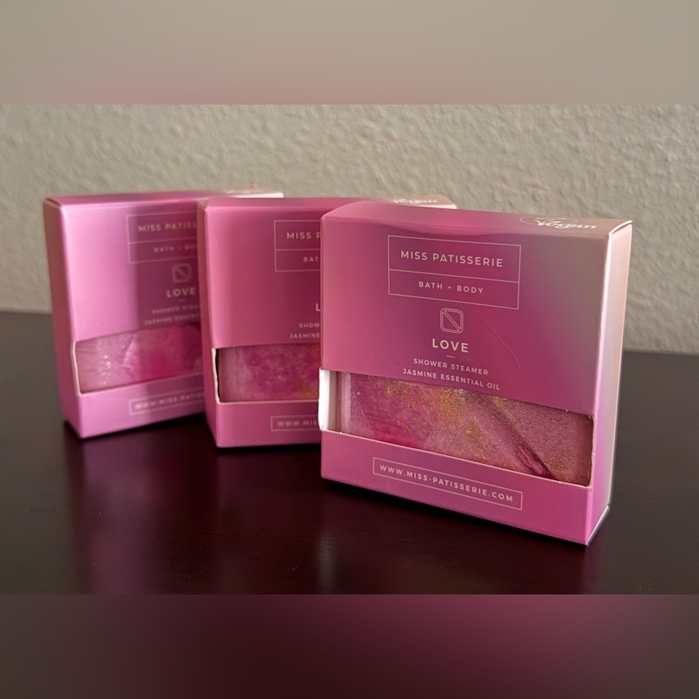 Miss Patisserie LOVE Shower Steamers | Jasmine Aromatherapy | Vegan Spa Bundle